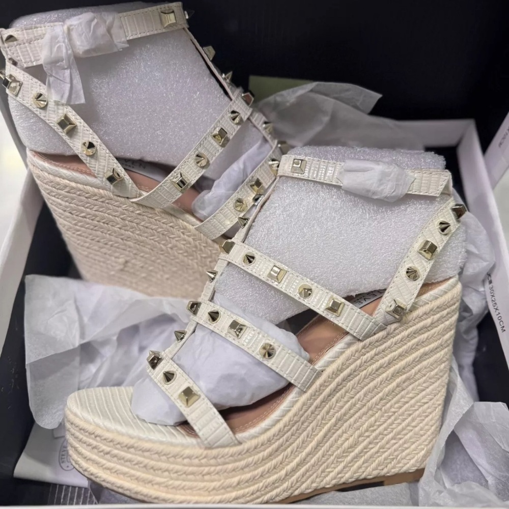 Steve Madden Sallina Wedges